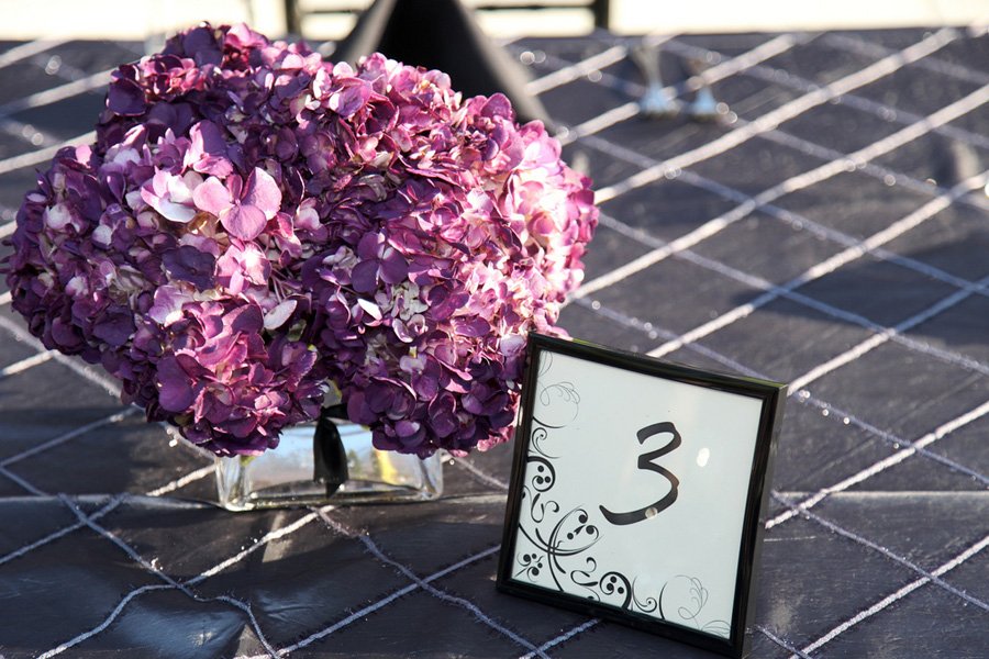 wedding-centerpiece-of-purple-hydrangea