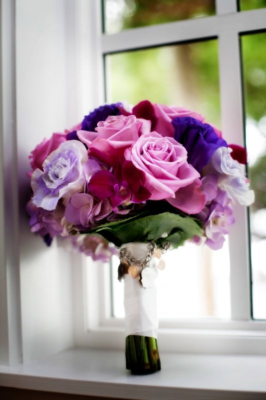 lavender-rose-purple-hydrangea-lizanthus-bridal-bouquet