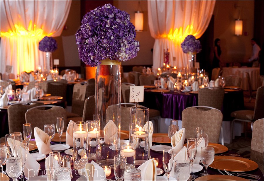 wedding-centerpieces-of-purple-hydrangea