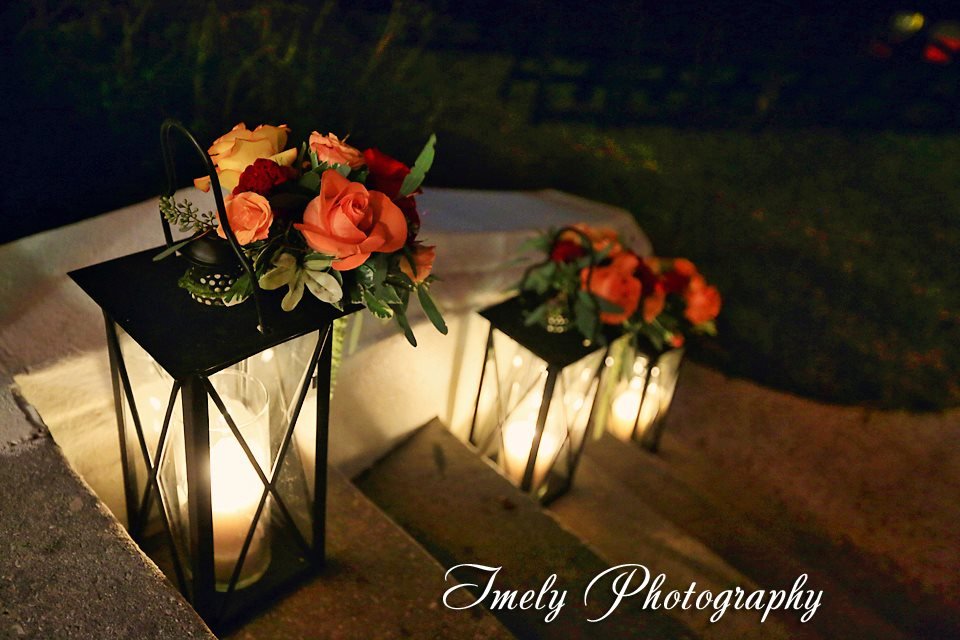 Wedding Lanterns with roses and candles