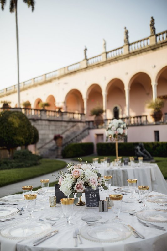 Blush and Light Peach Guest Table Centerpieces in Ringling Courtyard